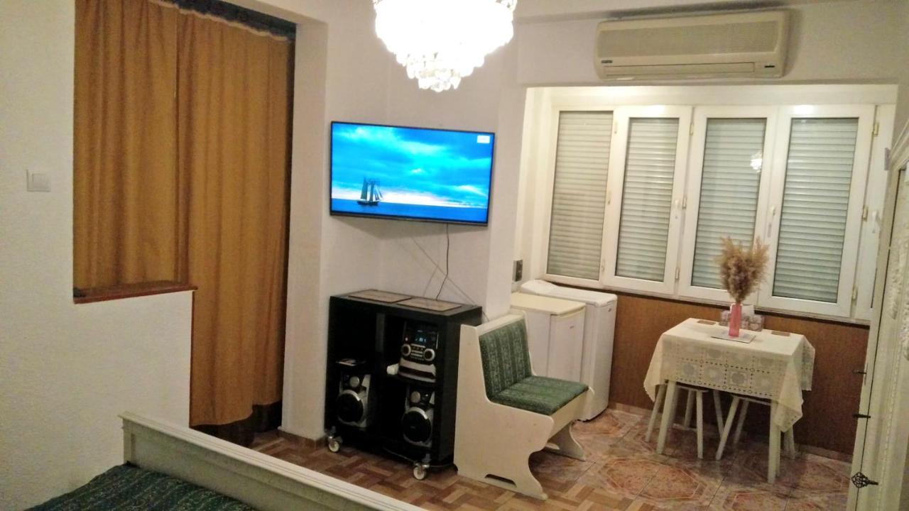 Rompromo Plus Accommodation Bukarest Kültér fotó