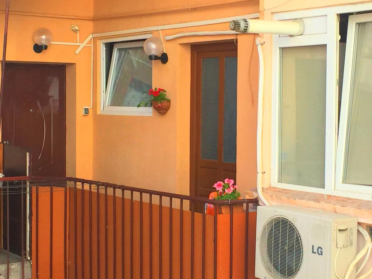 Rompromo Plus Accommodation Bukarest Kültér fotó